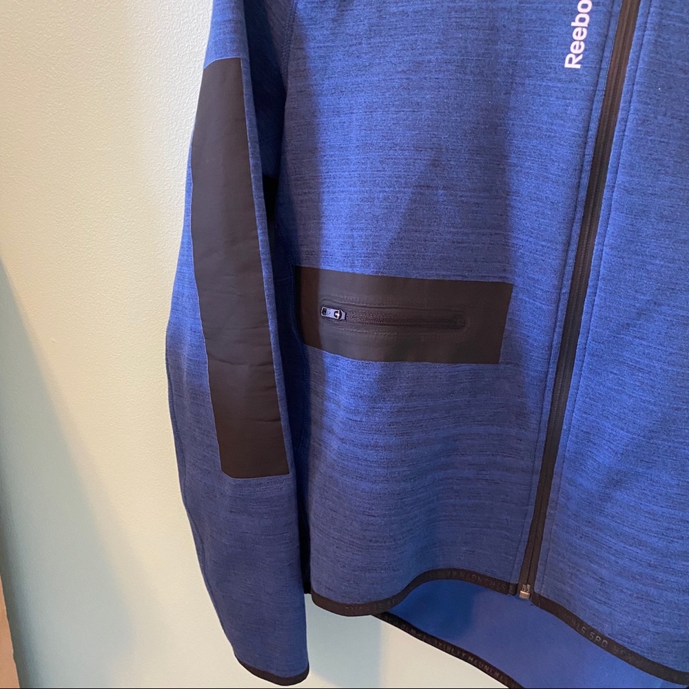 Blue Reebok s7r3ng7h Jacket - Picture 3 of 10